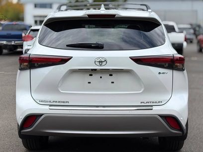 Used 2026 Toyota Highlander Platinum