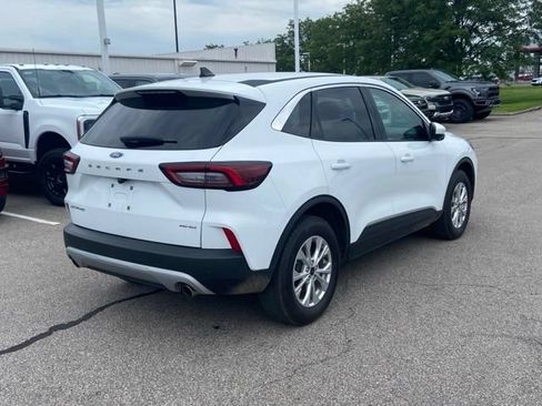 Used 2023 Ford Escape Active w/ Tech Pack #2 AWD/4WD image 3