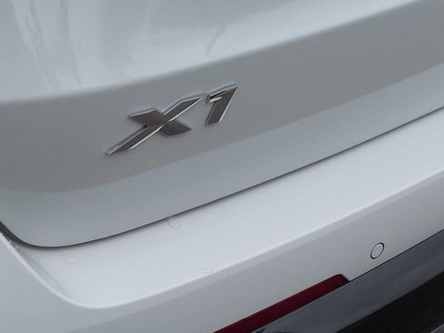New 2026 BMW X1 xDrive28i w/ Technology Package AWD/4WD image 12