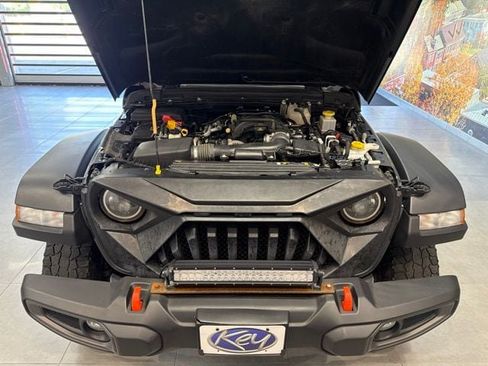 Used 2022 Jeep Gladiator Mojave w/ Cold Weather Group AWD/4WD image 53