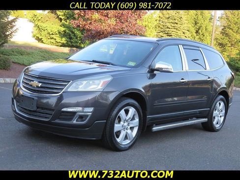 Used 2016 Chevrolet Traverse LT w/ Style and Technology Package AWD/4WD image 1