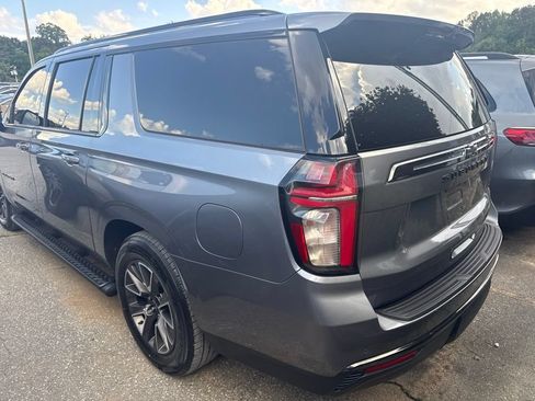 Used 2021 Chevrolet Suburban Z71 w/ Z71 Off-Road Package AWD/4WD image 6