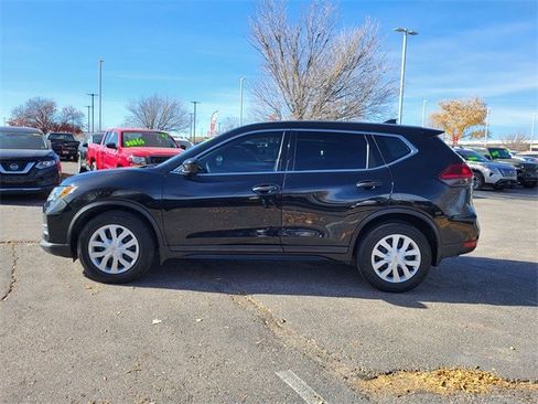 Used 2019 Nissan Rogue S image 6