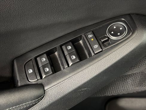 Used 2025 Kia Seltos EX w/ EX Sunroof Package AWD/4WD image 13