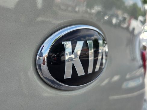 Used 2018 Kia Rio S FWD image 8