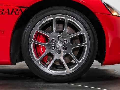 Used 2005 Dodge Viper SRT-10 RWD image 25