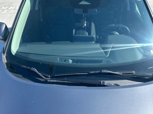 Used 2024 Nissan Rogue SV AWD/4WD image 8