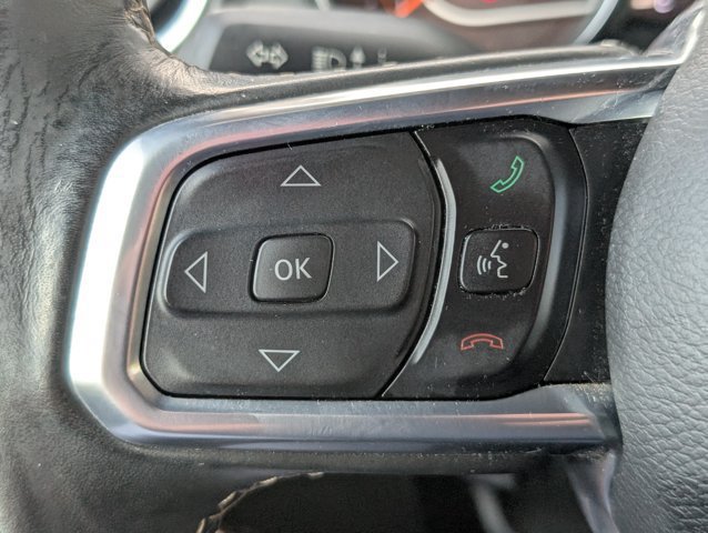 Used 2019 Jeep Wrangler Unlimited Sahara w/ Uconnect 4C Nav & Sound Group AWD/4WD image 24
