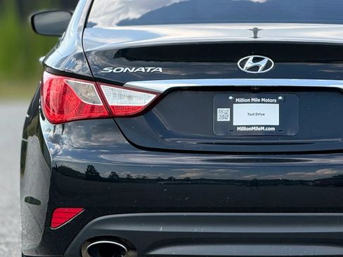 Used 2014 Hyundai Sonata Limited FWD image 12