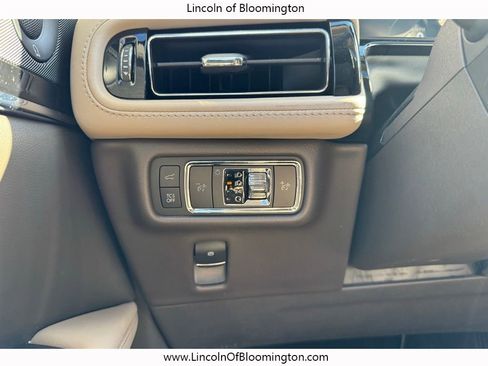 Certified 2022 Lincoln Nautilus Reserve w/ Equipment Group 201A image 34