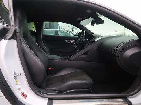 Used 2016 Jaguar F-TYPE S image 19