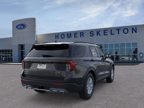 New 2026 Ford Explorer Active w/ Active Comfort Package RWD image 8