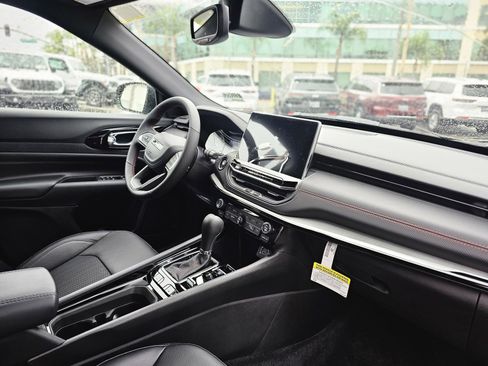 New 2026 Jeep Compass Trailhawk image 26