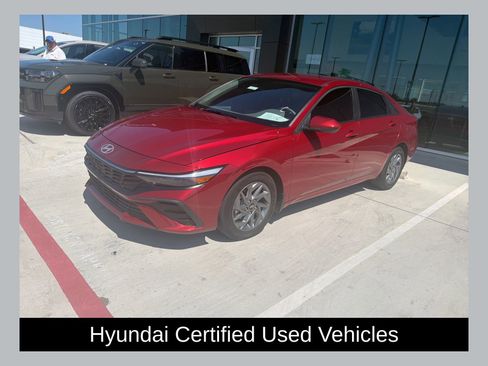 Used 2024 Hyundai Elantra SEL FWD image 1