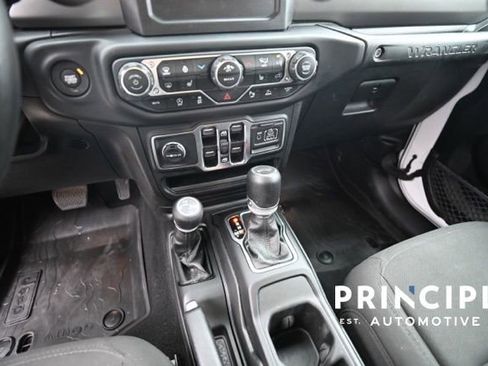 Used 2023 Jeep Wrangler Sport S image 16