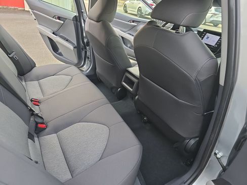 Used 2023 Toyota Camry LE image 17