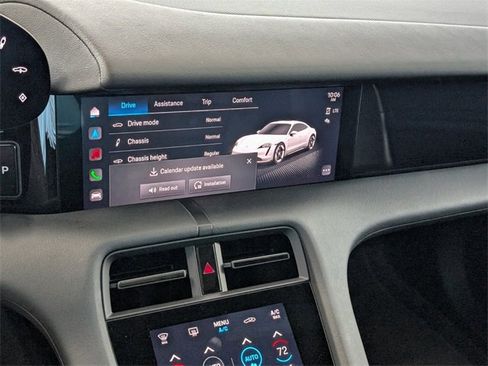 Used 2021 Porsche Taycan 4S image 19