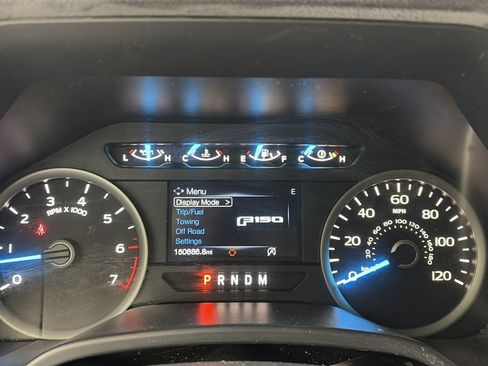 Used 2017 Ford F150 XLT w/ Trailer Tow Package image 15