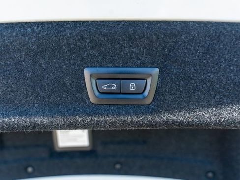 Used 2024 BMW M340i xDrive M340i xDrive w/ Premium Package image 16