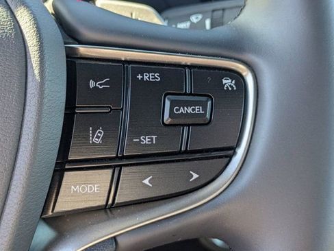 Used 2025 Lexus ES 350 w/ Premium Package image 19