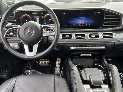 Used 2022 Mercedes-Benz GLS 450 4MATIC image 15
