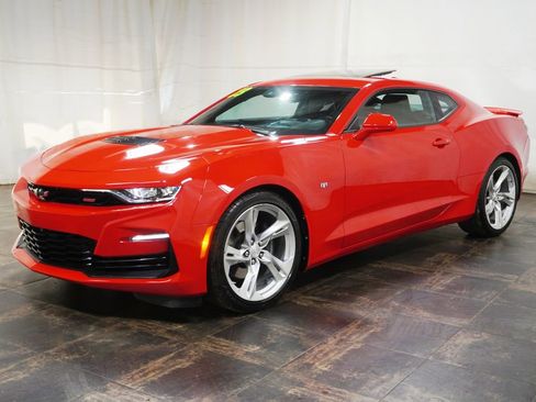 Used 2023 Chevrolet Camaro SS RWD image 2