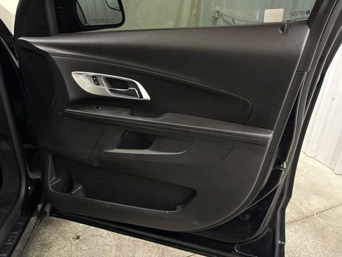 Used 2014 Chevrolet Equinox LS FWD image 25