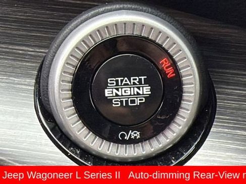 Used 2024 Jeep Wagoneer L Series II w/ Flexible Seating Group image 17