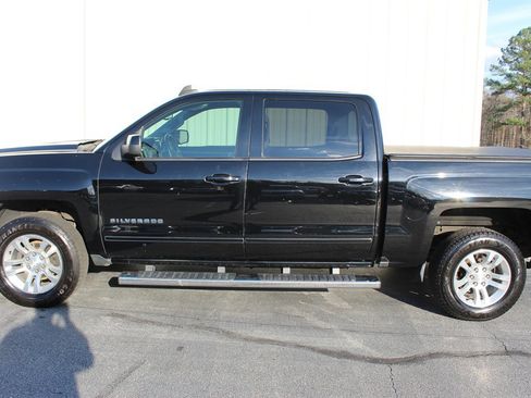 Used 2017 Chevrolet Silverado 1500 LT w/ All Star Edition RWD image 5