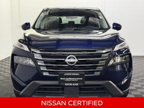 Certified 2025 Nissan Rogue SV AWD/4WD image 8