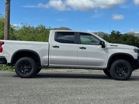New 2026 Chevrolet Silverado 1500 ZR2 w/ Dark Appearance Package AWD/4WD image 3