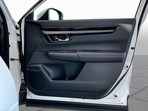 Used 2025 Honda CR-V EX-L image 23
