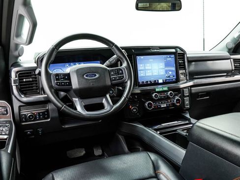 Used 2026 Ford F250 Lariat AWD/4WD image 5