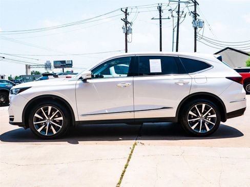 Used 2025 Acura MDX SH-AWD w/ Technology Package image 2