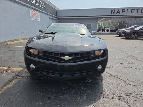 Used 2011 Chevrolet Camaro LT RWD image 2