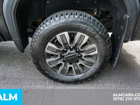 Used 2024 GMC Sierra 3500 Denali Ultimate AWD/4WD image 16