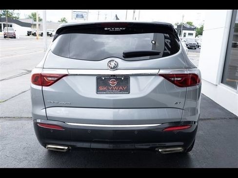 Used 2023 Buick Enclave Essence w/ Sport Touring Edition FWD image 6