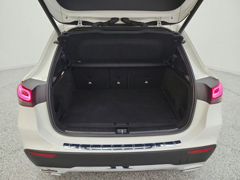 Used 2023 Mercedes-Benz GLA 250 image 20