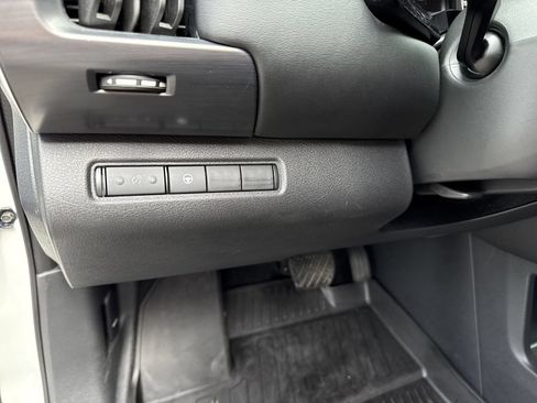 Used 2024 Nissan Pathfinder Rock Creek AWD/4WD image 18