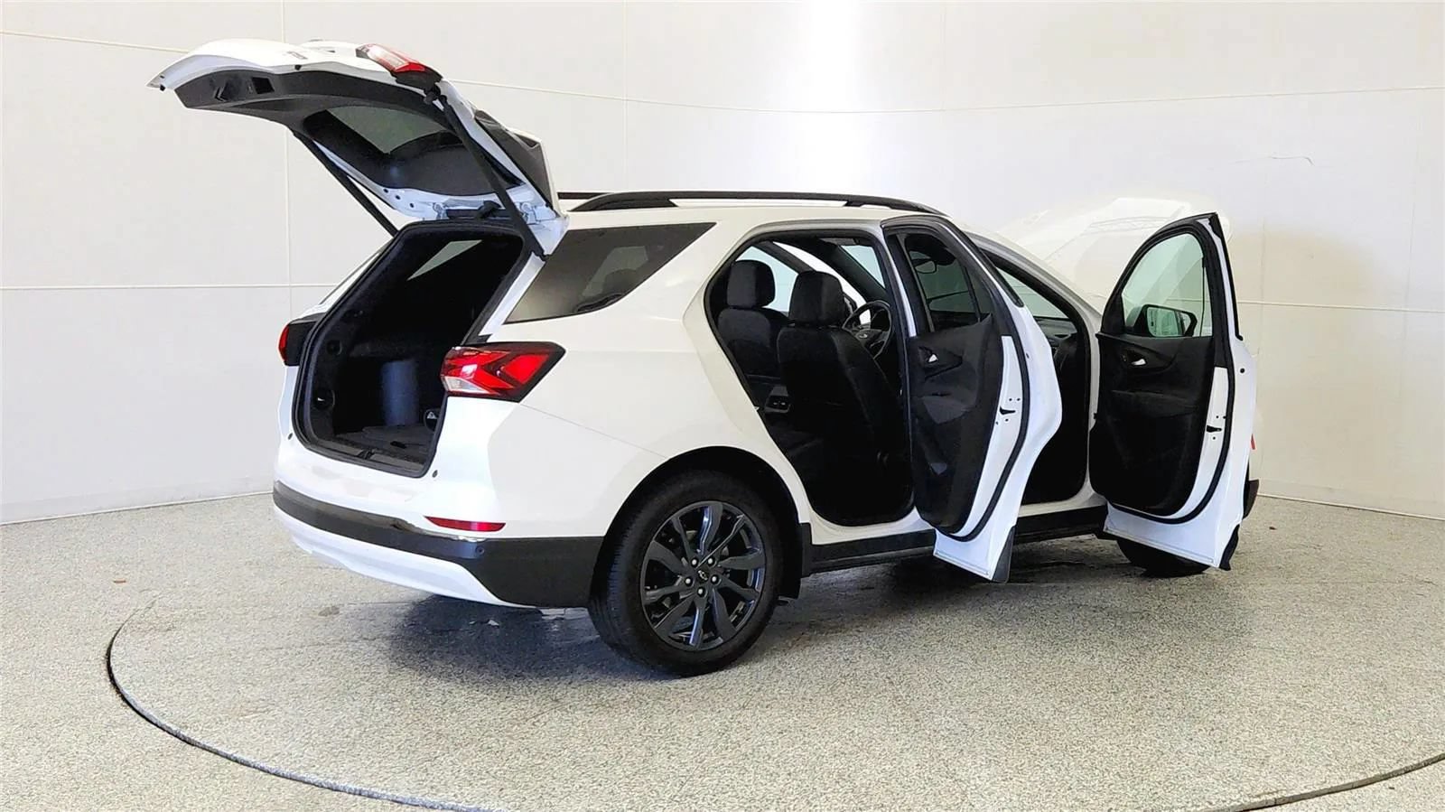 Used 2022 Chevrolet Equinox RS FWD image 13