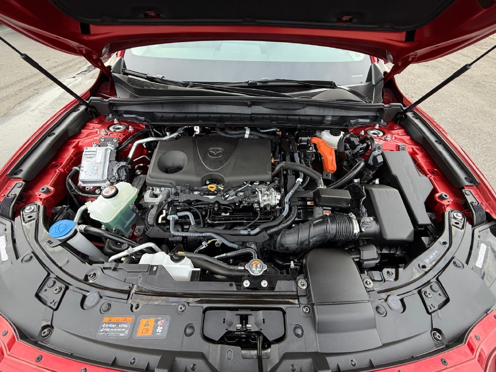Certified 2026 MAZDA CX-50 AWD 2.5 Hybrid w/ Cargo Package image 28
