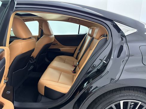 Certified 2025 Lexus ES 350 w/ Premium Package FWD image 27