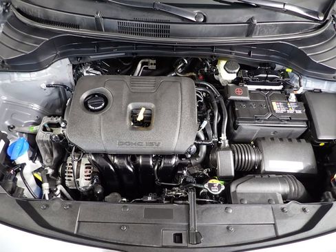 Used 2025 Kia Soul LX w/ LX Technology Package image 10