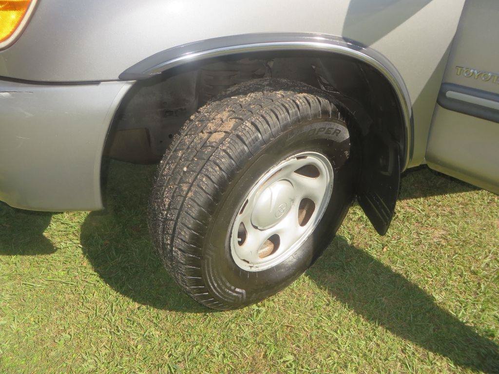 Used 2006 Toyota Tundra SR5 AWD/4WD image 23