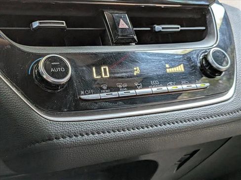 Used 2021 Toyota Corolla SE FWD image 7