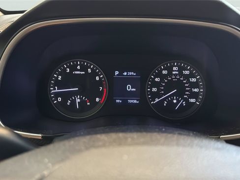 Used 2019 Hyundai Tucson Sport FWD image 14