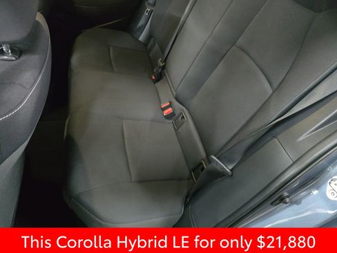Used 2023 Toyota Corolla LE image 19