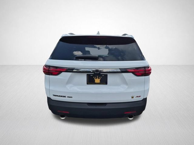 Used 2023 Chevrolet Traverse RS w/ LPO, Floor Liner Package AWD/4WD image 9