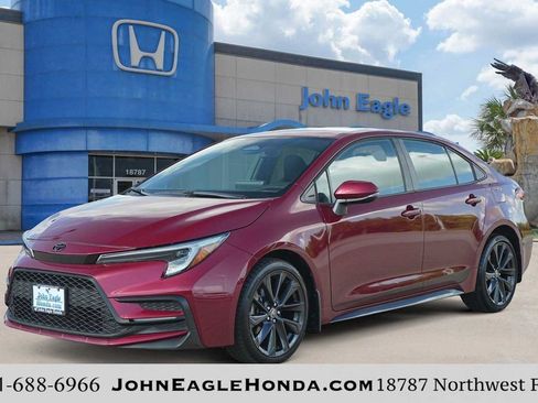 Used 2023 Toyota Corolla SE FWD image 1