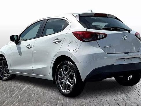 Used 2020 Toyota Yaris LE FWD image 11